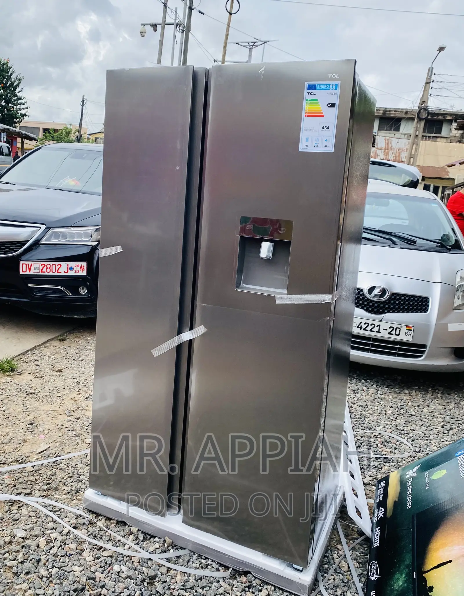 Fast Chilling TCL P520SBN Side by Side Refrigerator 