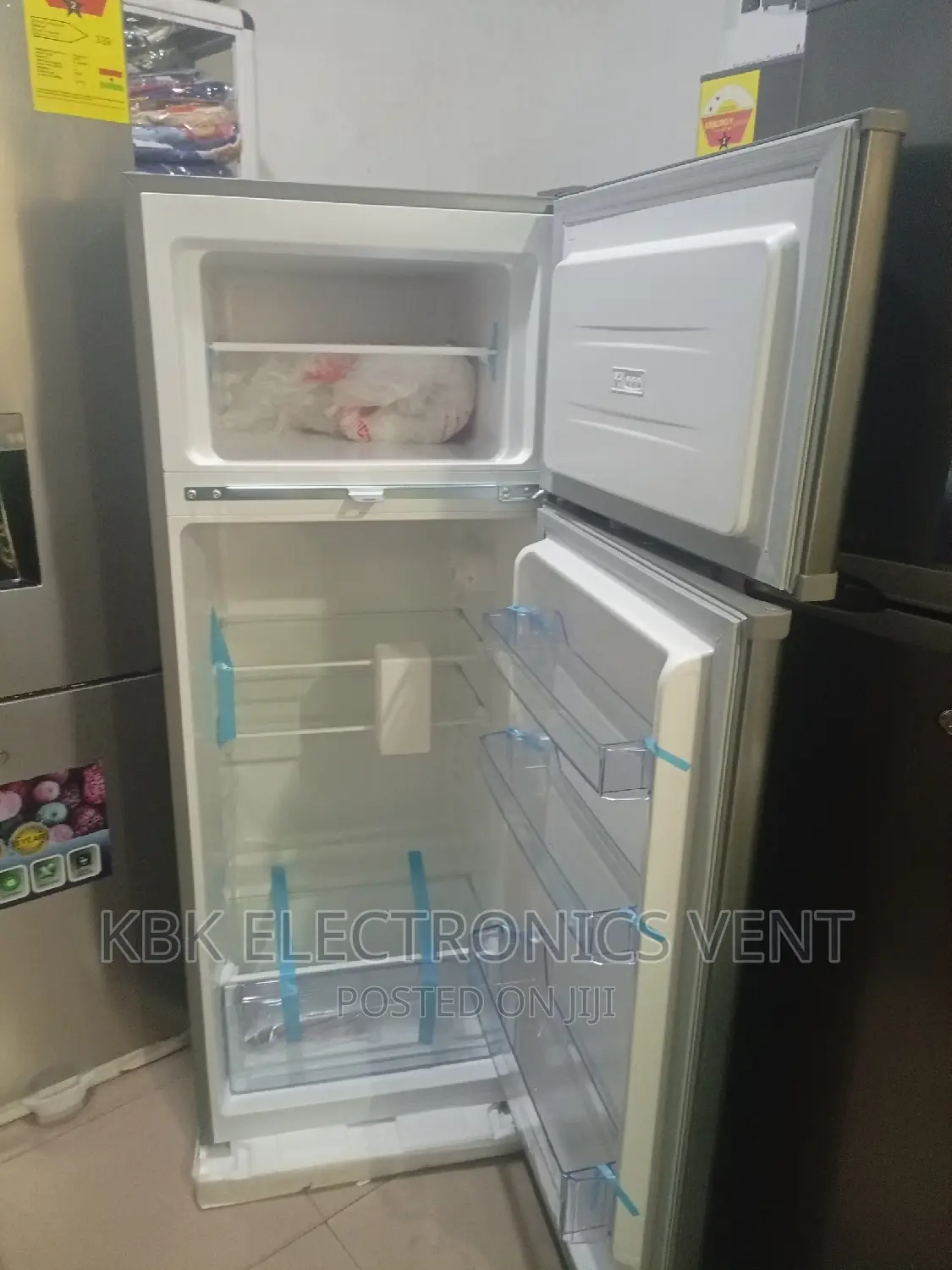 Pearl 210ltr Double Door Fridge Top Mounted Freezer