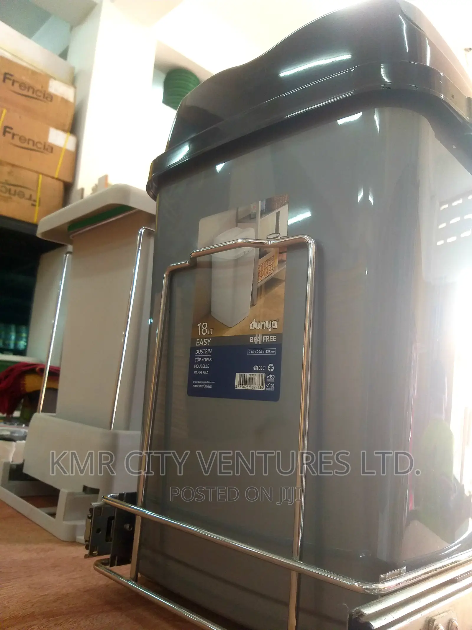 Modern Cabinet Dustbins With Rails.