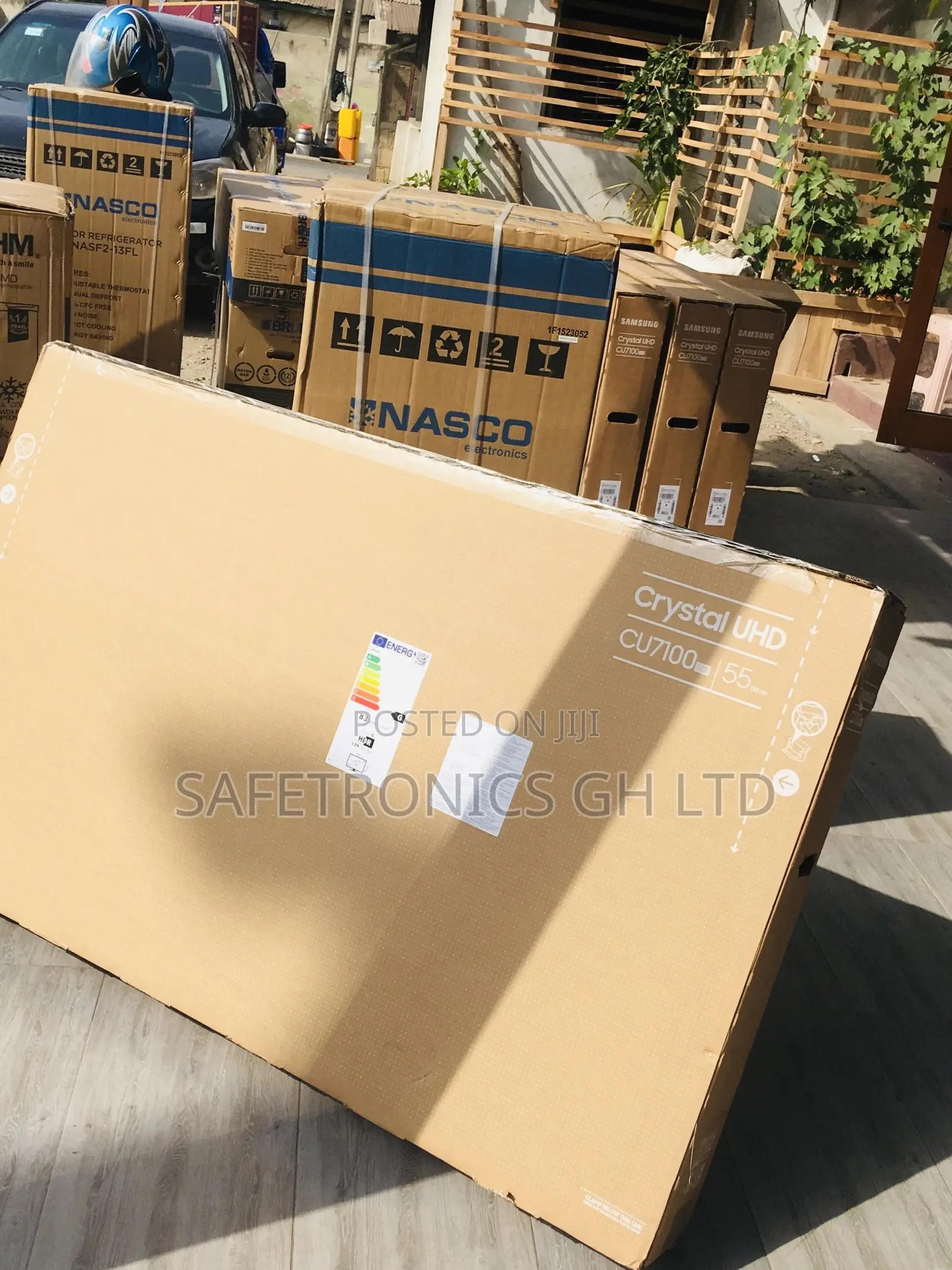 Electric Samsung Cu71 55 Inches Black Smart Uhd Led Tv