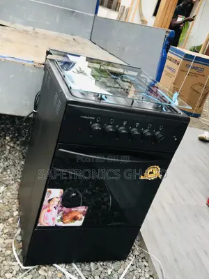 Glass Lid Volcano 4 Gas Burner 50x50 Black Oven With Grill