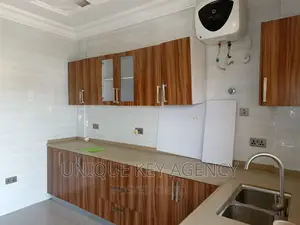 3bdrm Apartment in Unique Key Agency, North Legon for rent