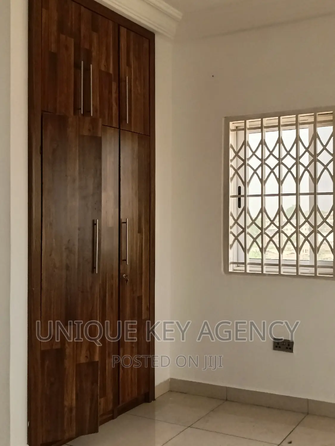 3bdrm Apartment in Unique Key Agency, North Legon for rent
