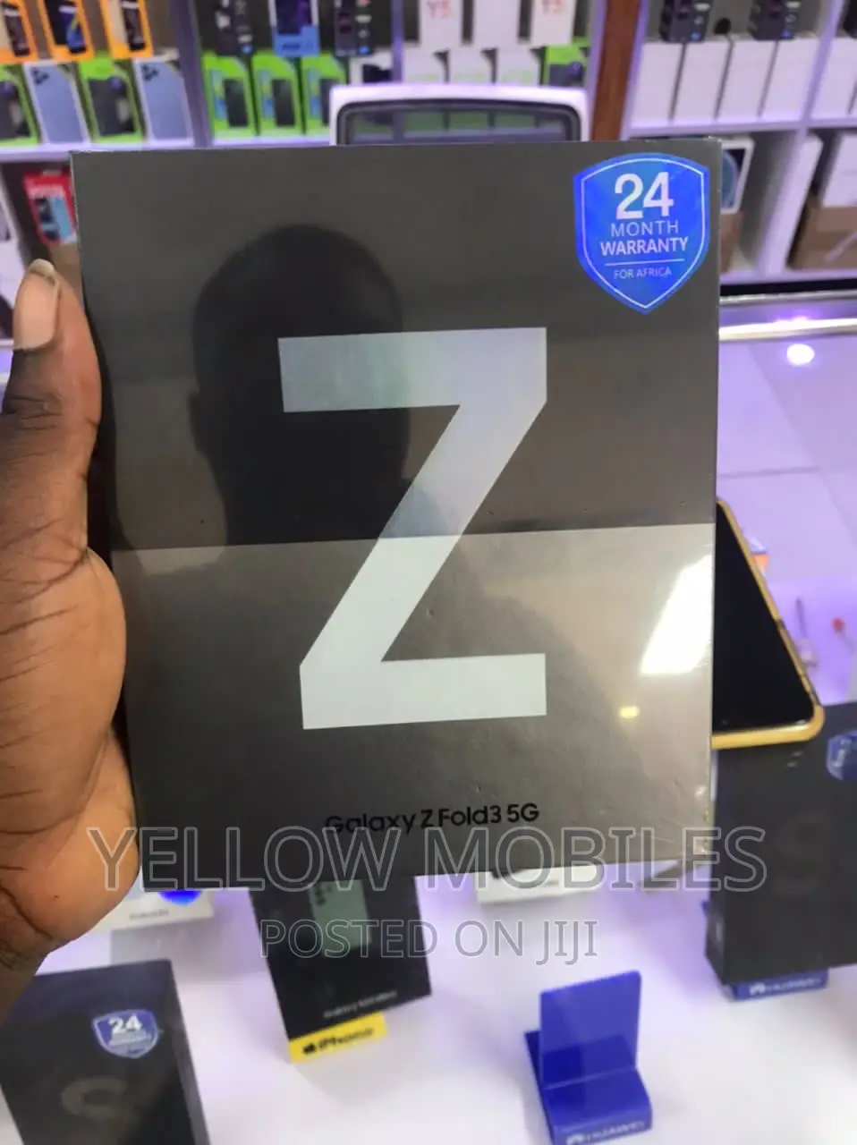 New Samsung Galaxy Z Fold 3 256 GB Gold