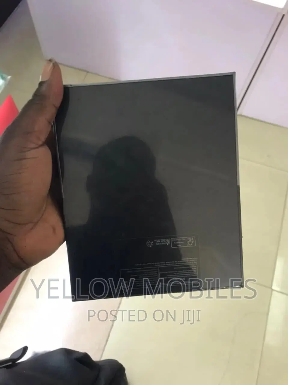 New Samsung Galaxy Z Fold 3 256 GB Gold