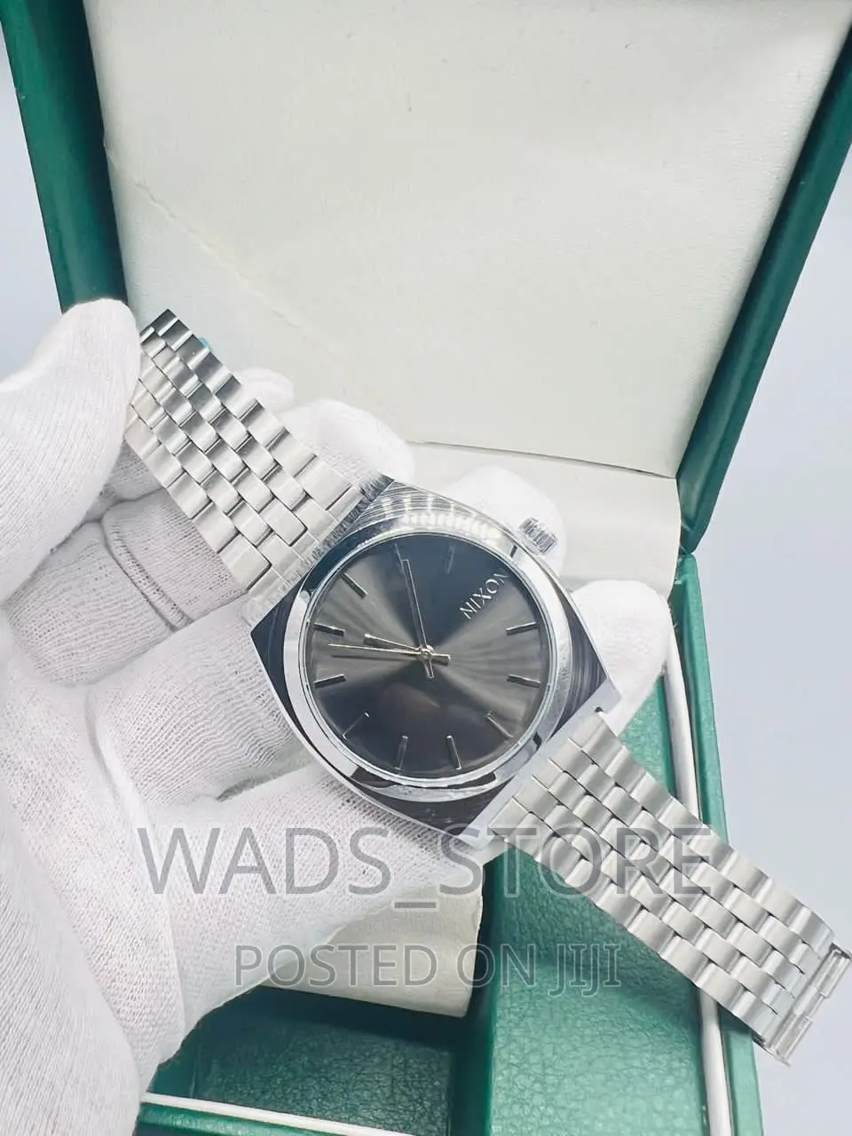 Nixon Watch