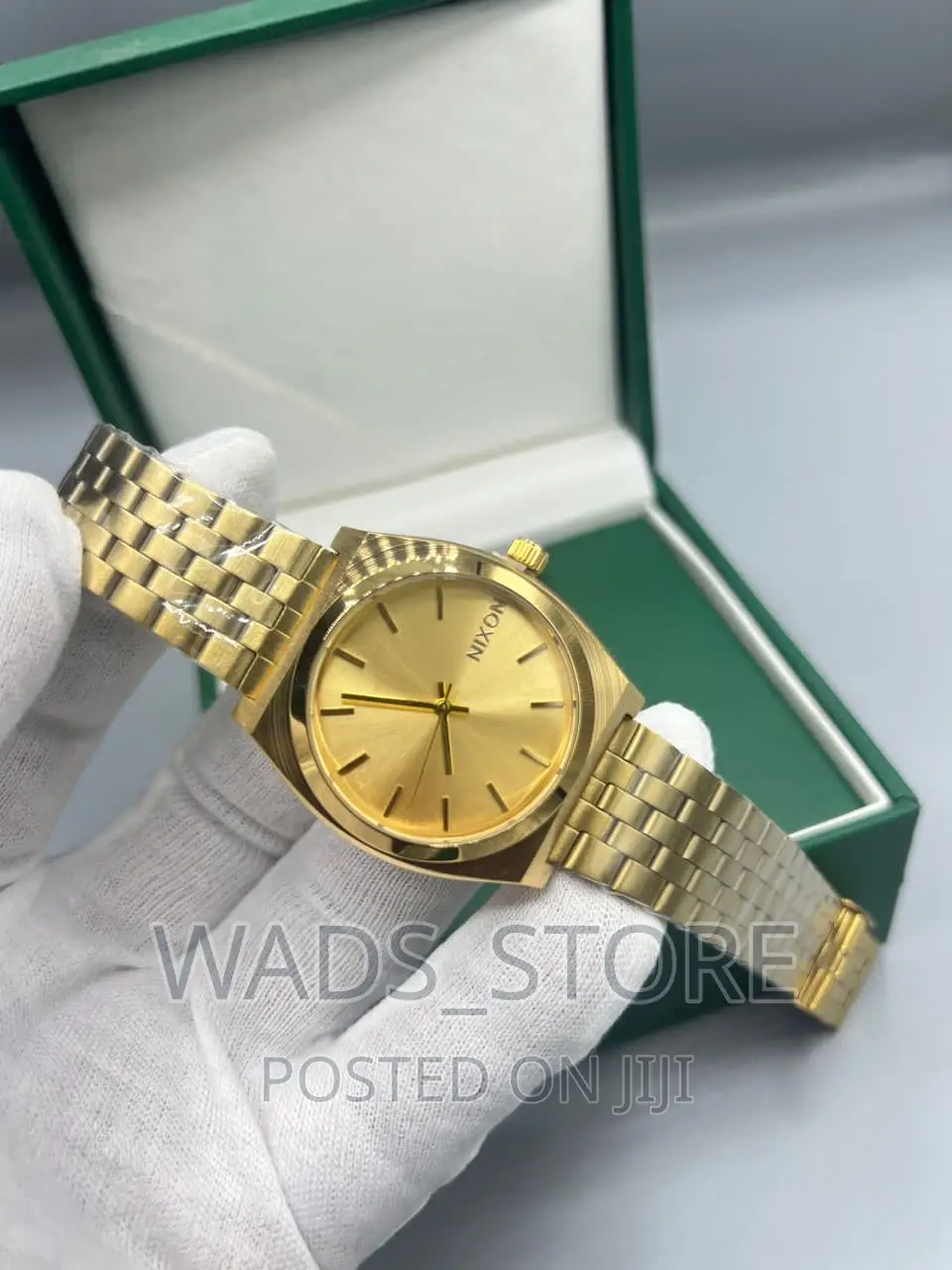 Nixon Watch