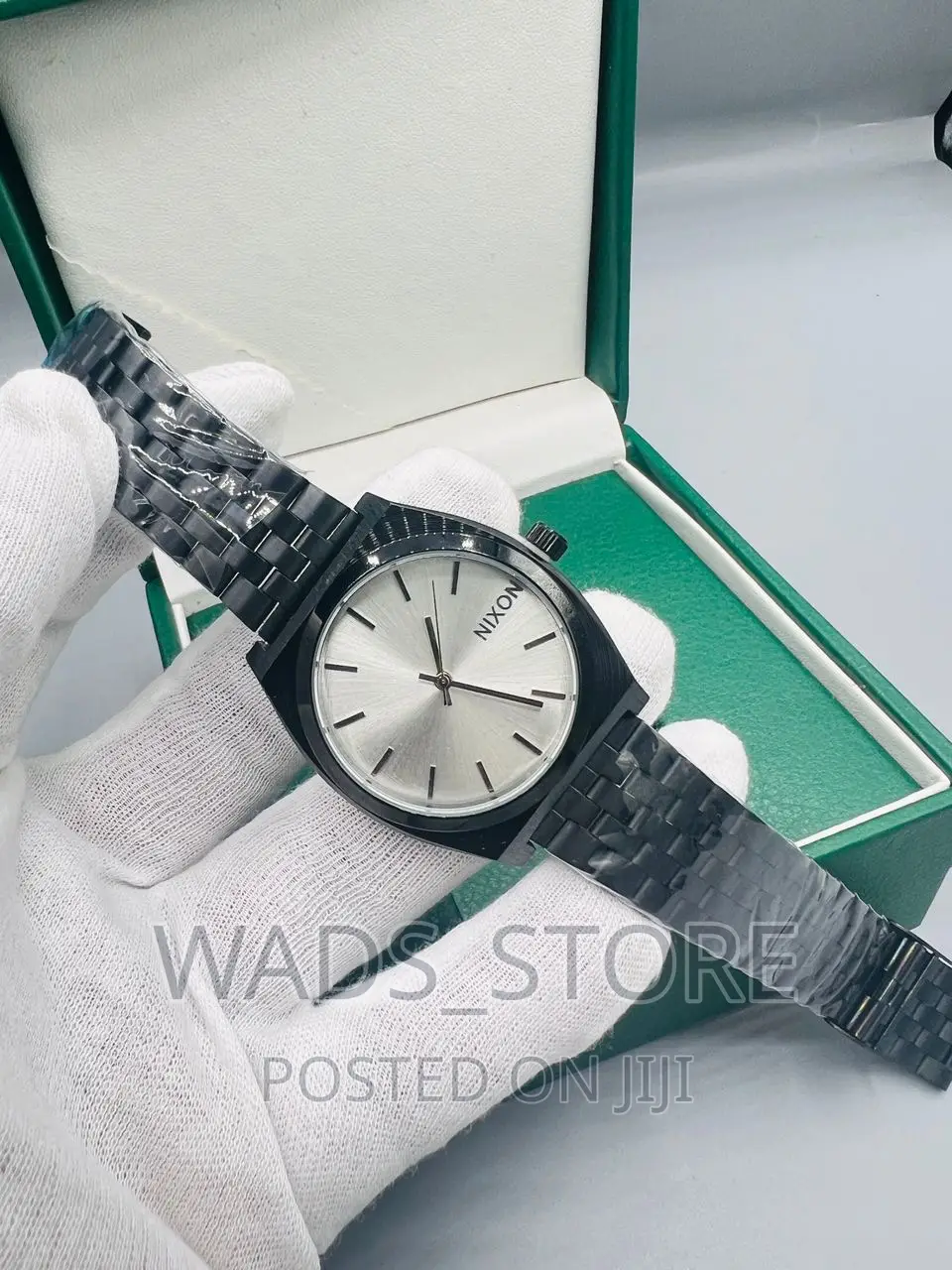 Nixon Watch