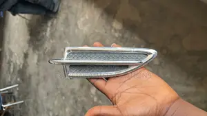 Ford Escape 2013-2016 Fender Medallion Chrome -Trim