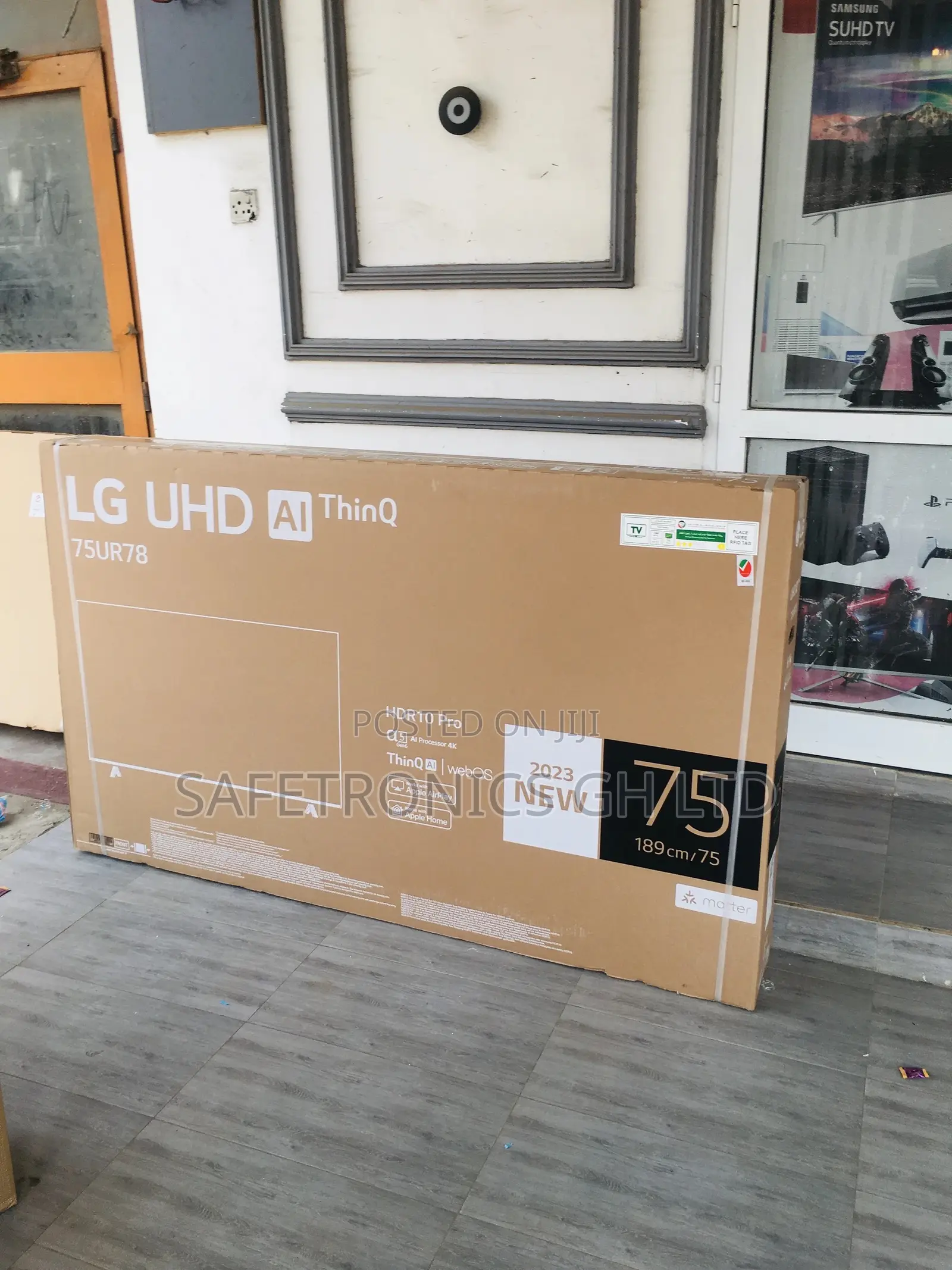 Electric UR78 75 Inches Glossy LED UHD LG Smart Black Tv
