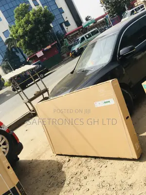 75 Inches QLED Glossy Q60C Samsung Black Smart UHD Tv