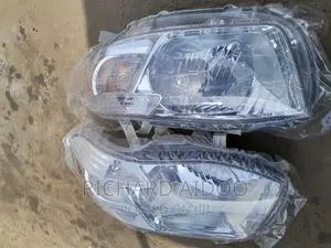 Toyota Highlander 2010 Headlight Available