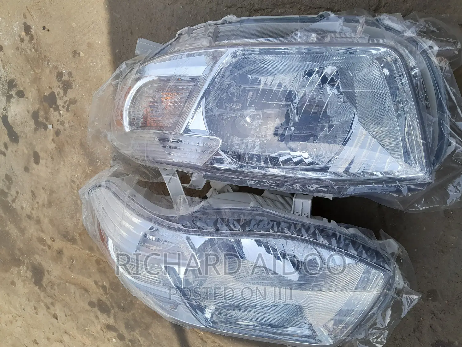 Toyota Highlander 2010 Headlight Available