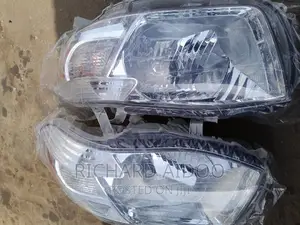 Toyota Highlander 2010 Headlight Available