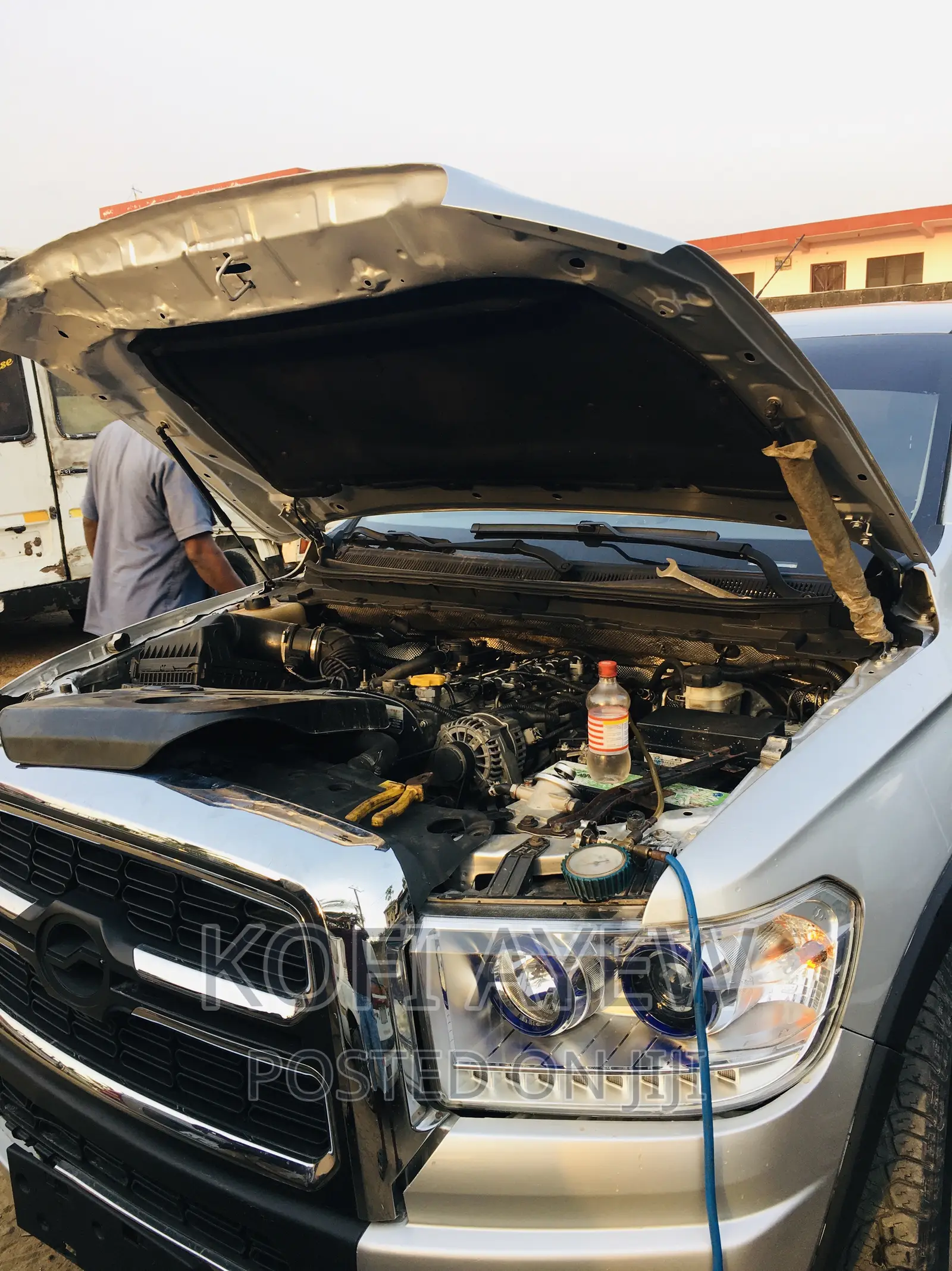 Specialist in Car and Room Ac Systems