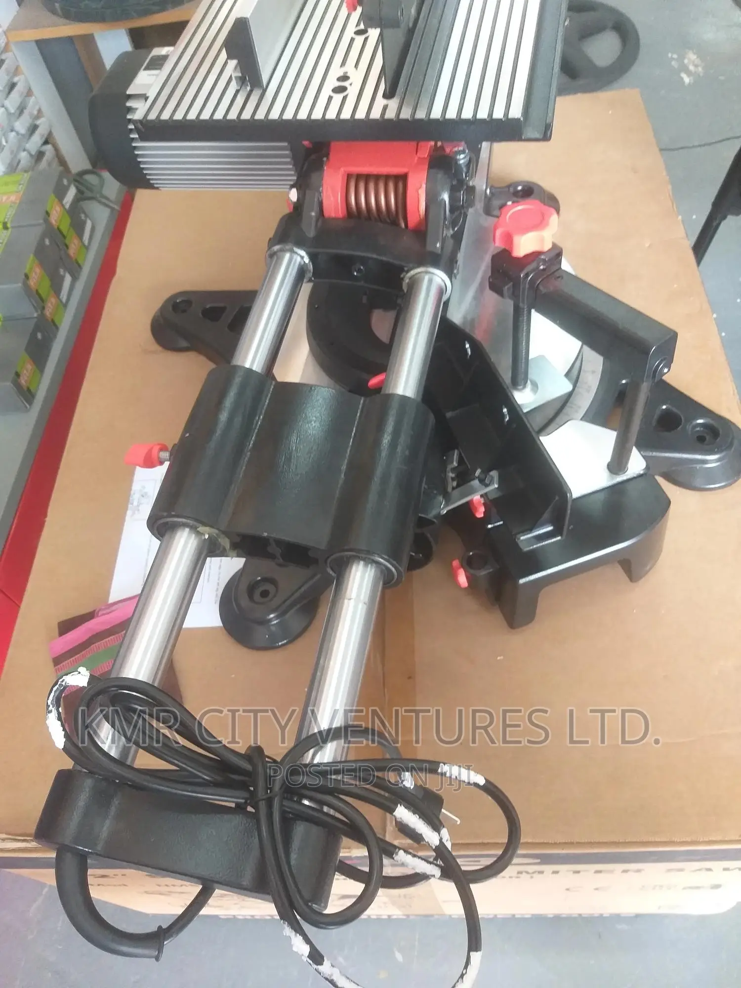 Slide Compound Miter Saw