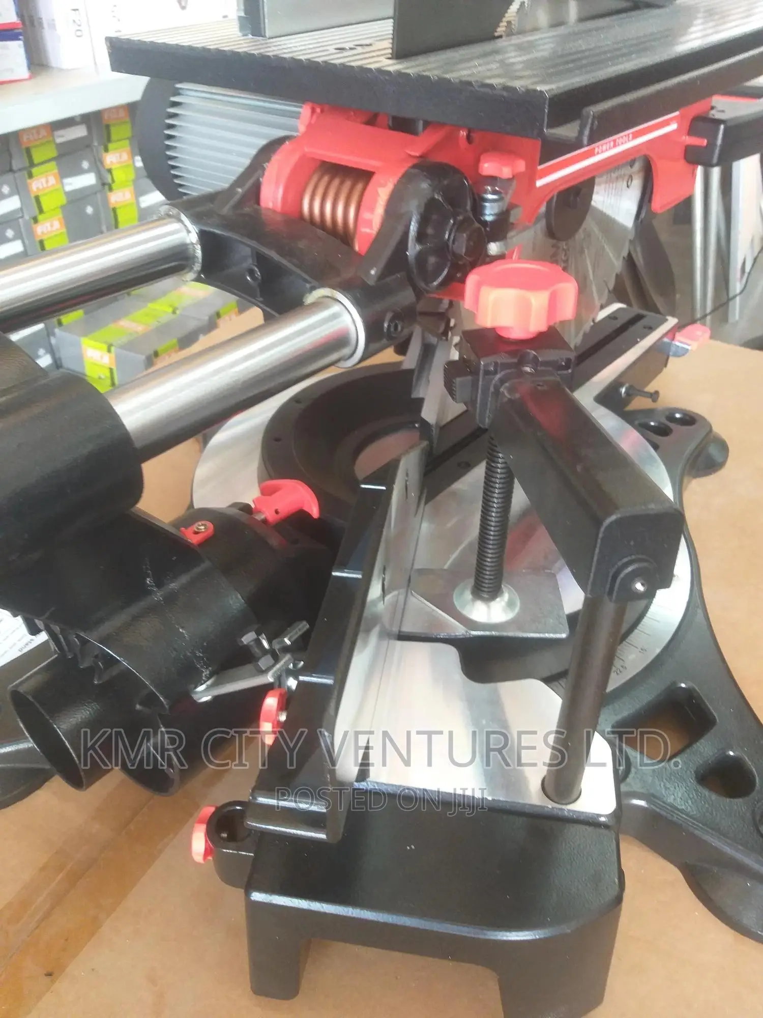 Slide Compound Miter Saw