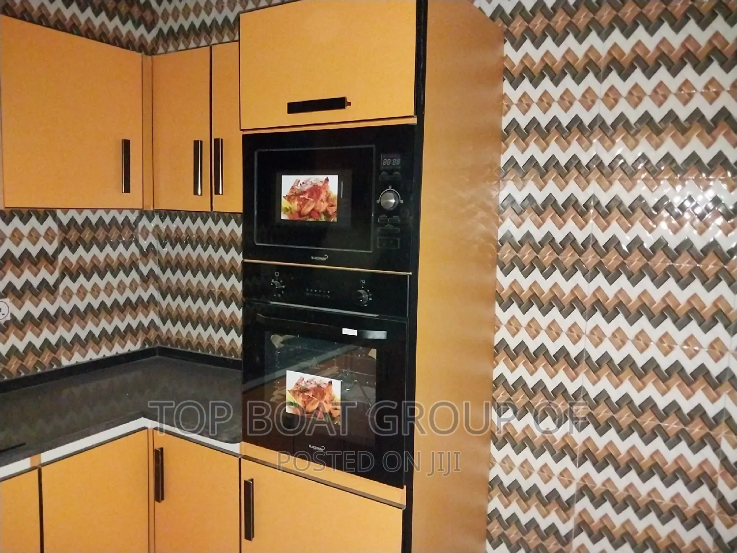 Furnished 4bdrm House in Top Boat Estate, Kumasi Metropolitan for sale