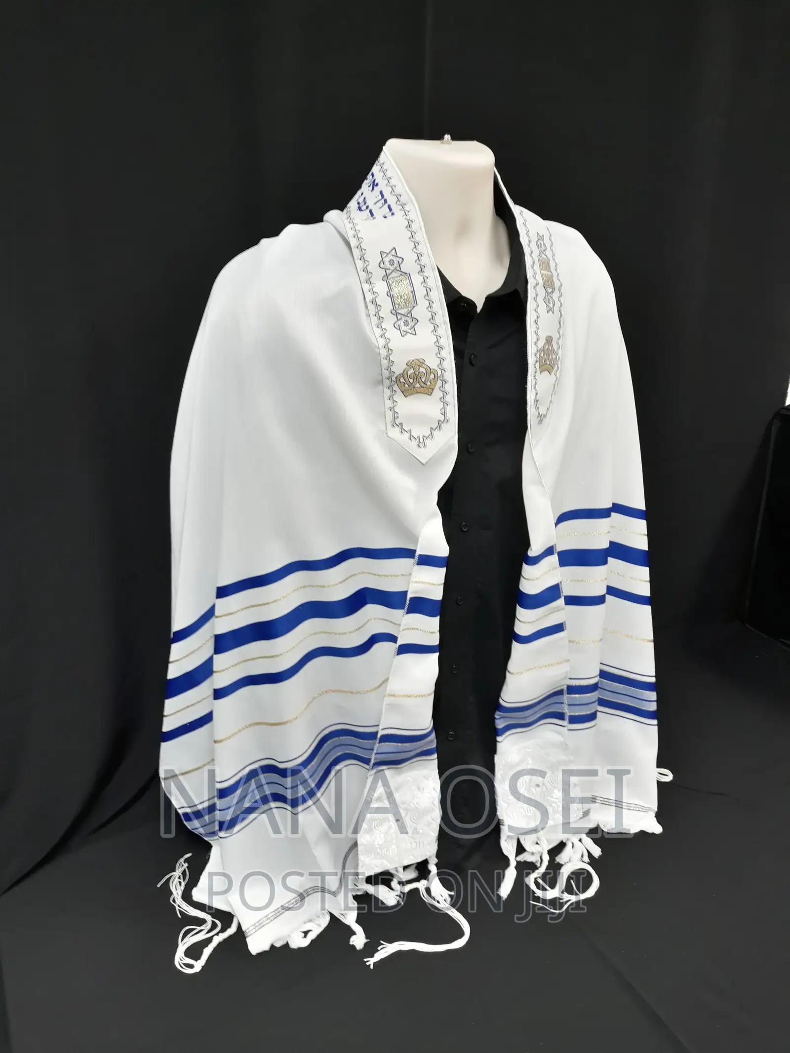 Blue Prayer Shawl With Golden Strip