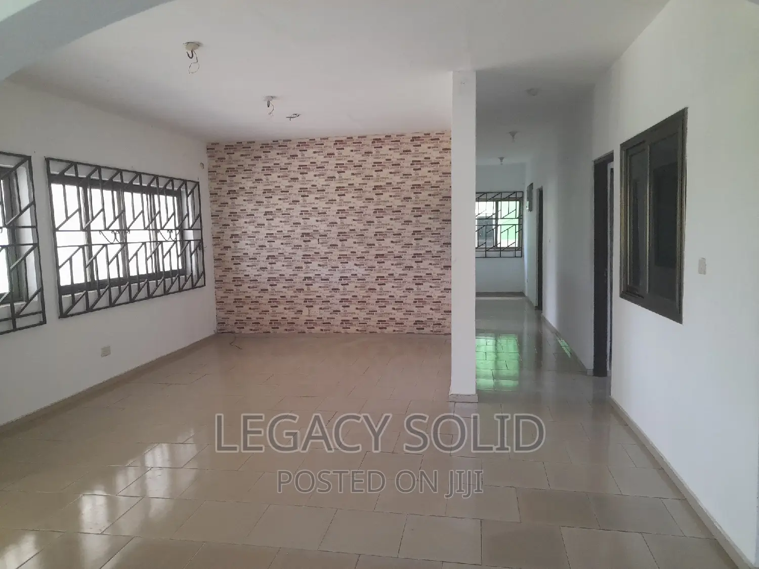 3bdrm Apartment in Legacy Solid Real, Ledzokuku-Krowor for rent