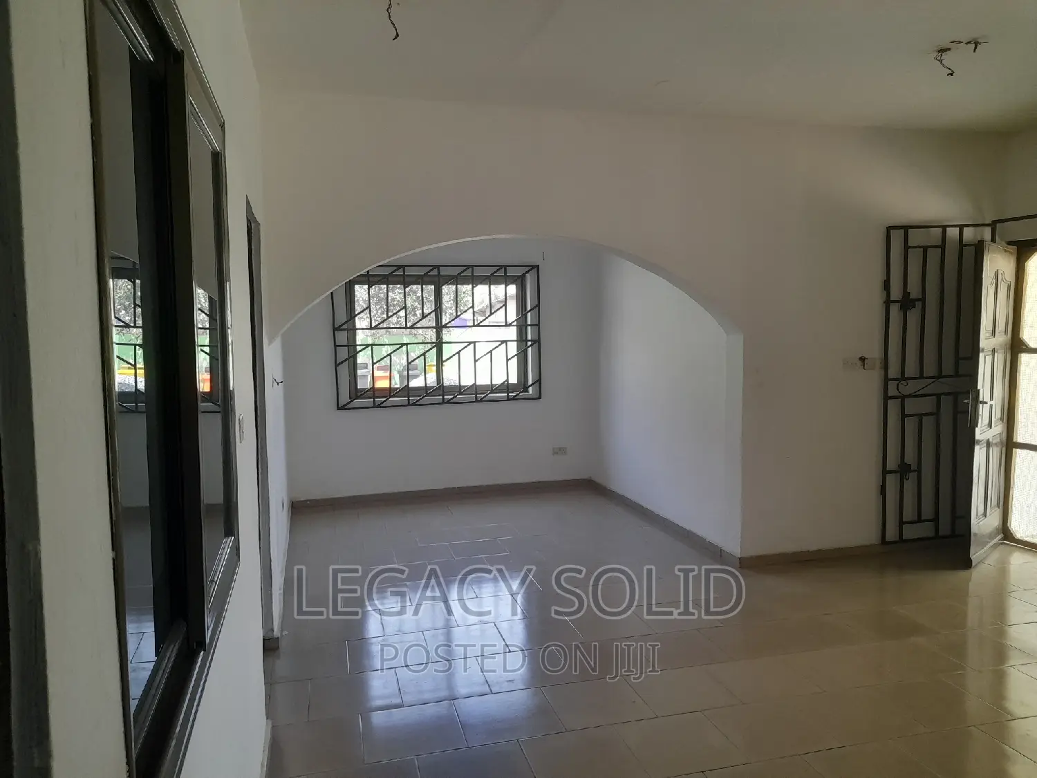 3bdrm Apartment in Legacy Solid Real, Ledzokuku-Krowor for rent