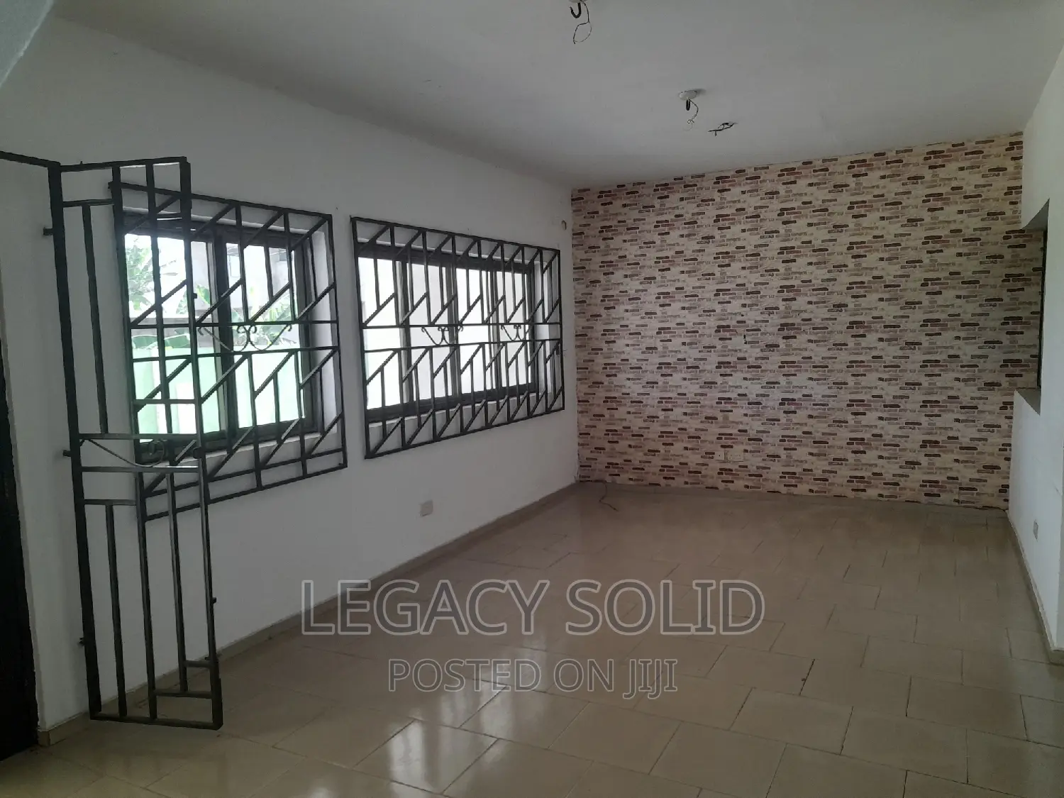 3bdrm Apartment in Legacy Solid Real, Ledzokuku-Krowor for rent
