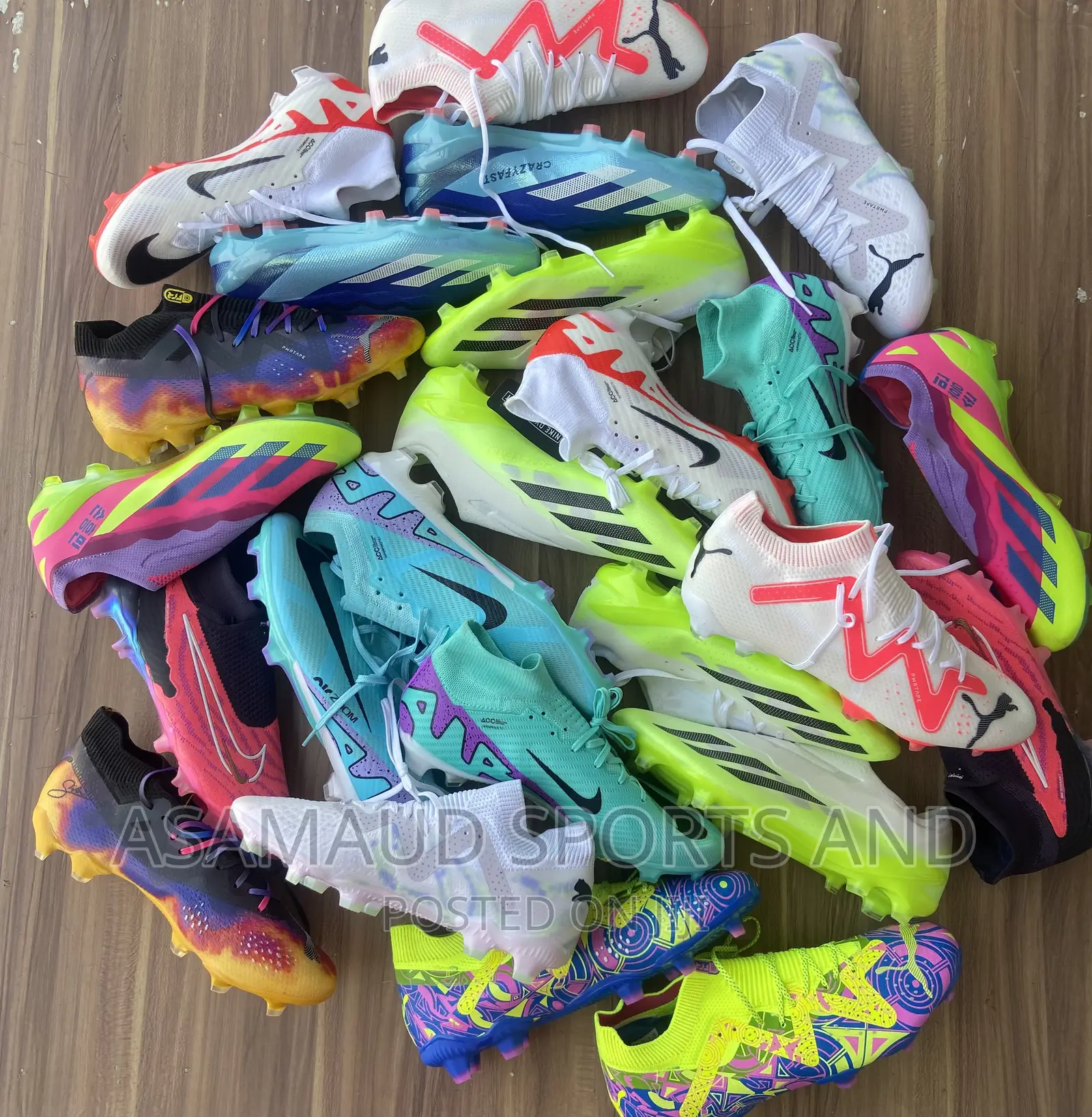 Original Football Boot Available at Cool Price