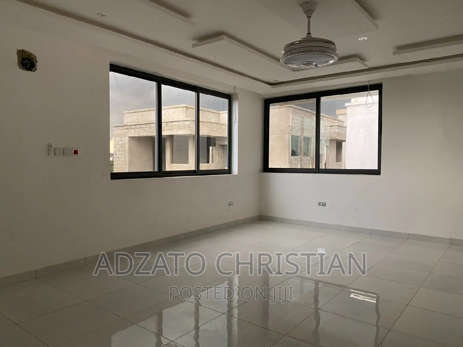 5 Bedroom Luxurious Houses for Sale
