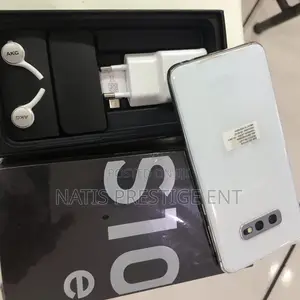 New Samsung Galaxy S10e 128 GB White