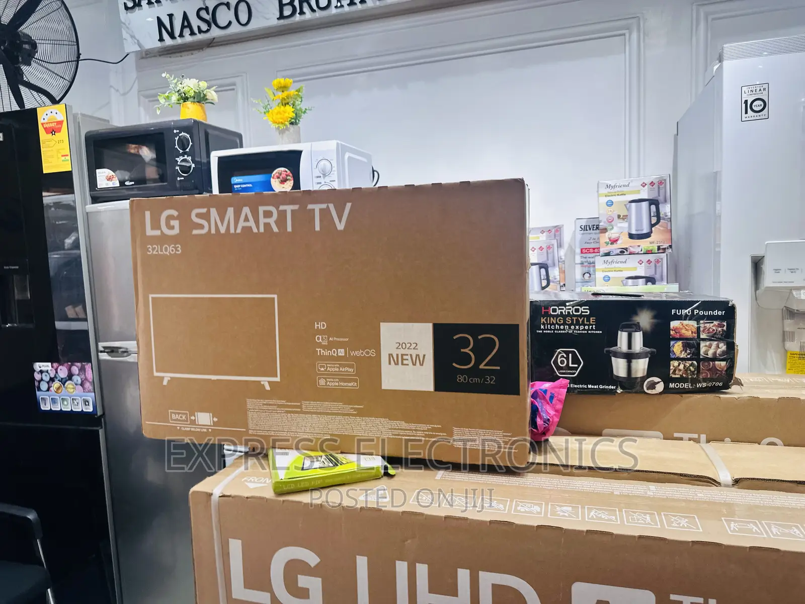 Enjoy Netflix on 32”FHD Smart Glossy Lg Tv