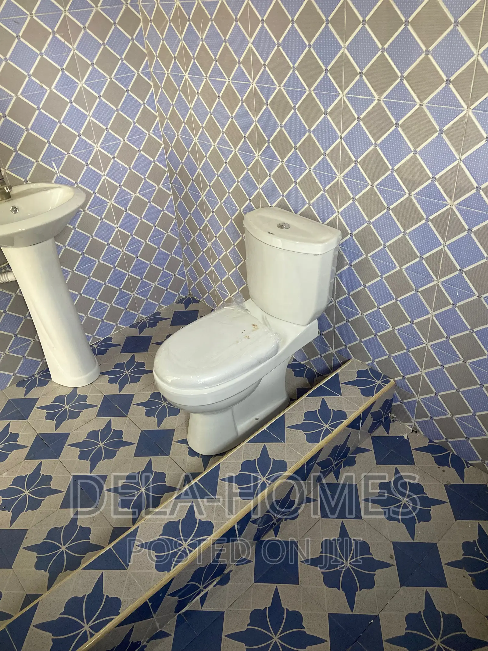 2bdrm Apartment in Adenta Housing Down for rent