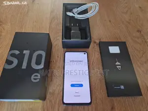 New Samsung Galaxy S10e 128 GB Black