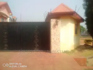 6bdrm Mansion in Valley View Area for sale