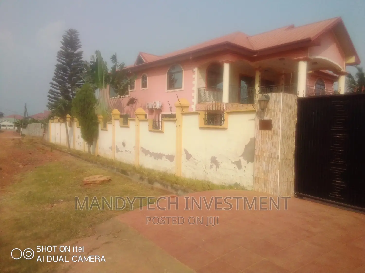 6bdrm Mansion in Valley View Area for sale