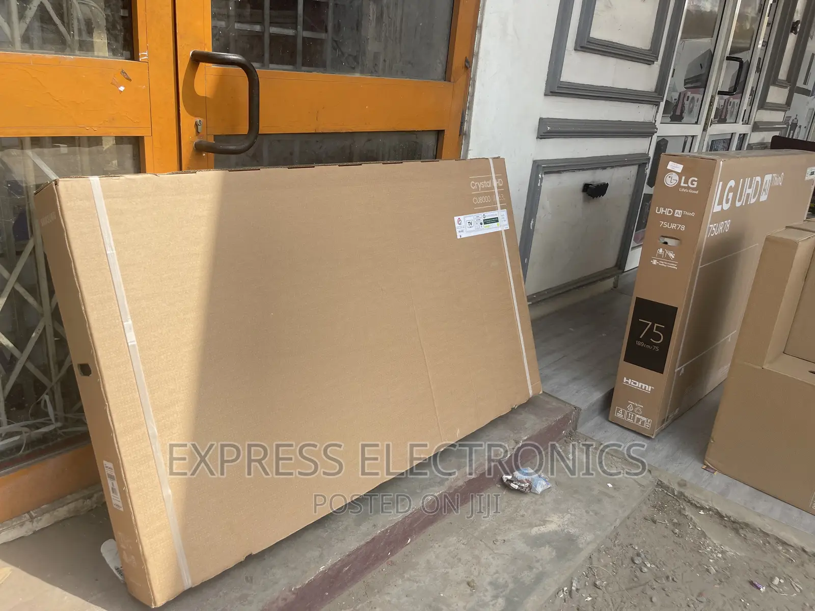 Voice Assistant 2023 Tv Samsung UHD Smart 65”Cu8000