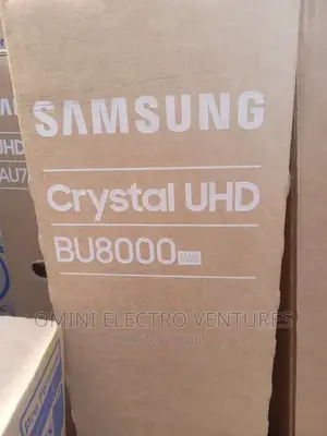 Brand New Samsung 75” Series 8 Du8000