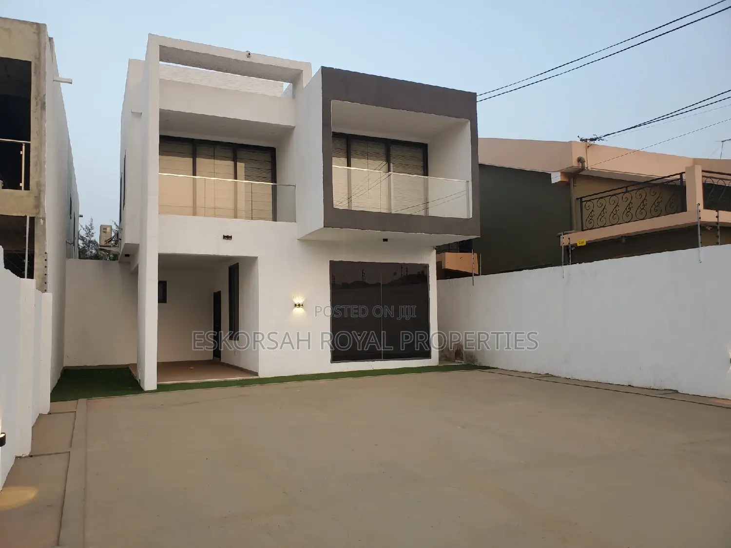 4bdrm House in East Legon Ability for sale
