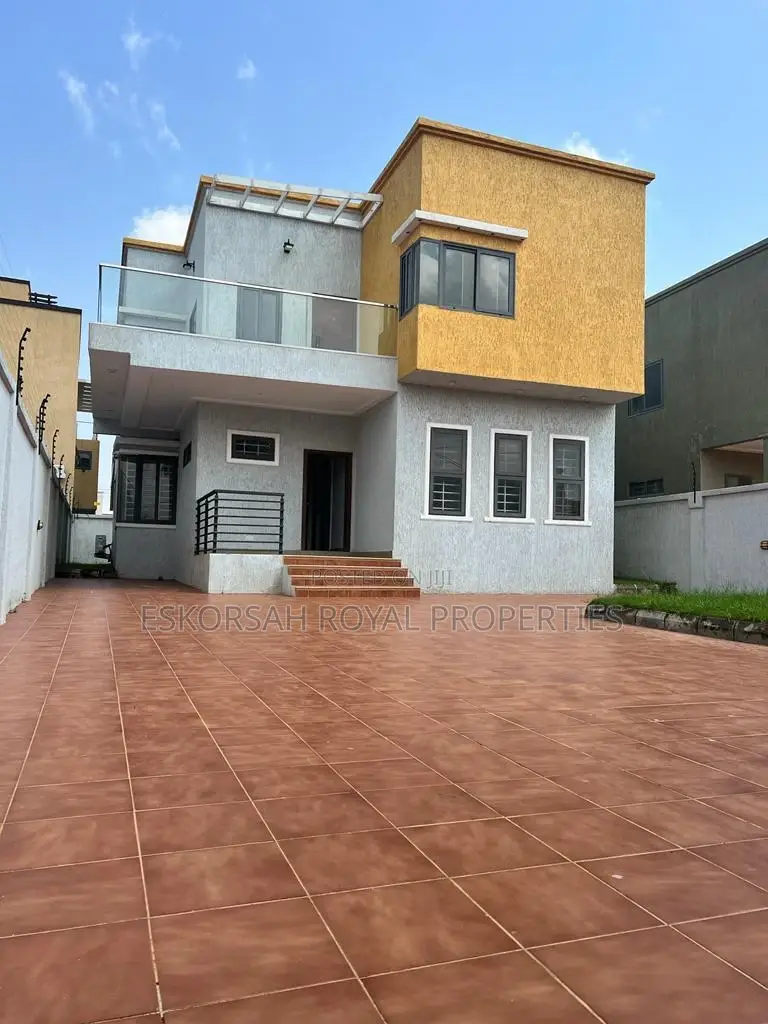 4bdrm House in East Legon Hills, School Junction for rent