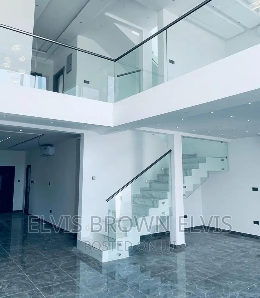 4bdrm House in Lakesid, Ashaley Botwe for sale