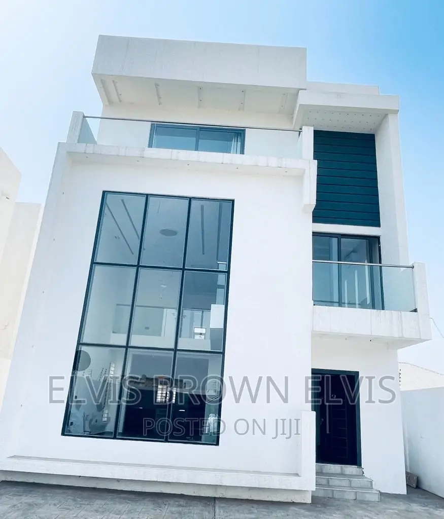 4bdrm House in Lakesid, Ashaley Botwe for sale