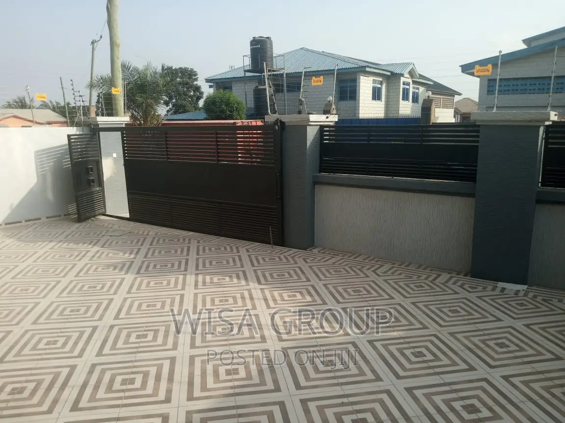 4bdrm Duplex in Wisa Groups, Last Stop for rent