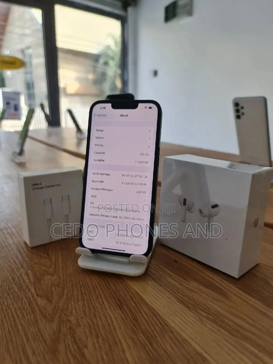 Apple iPhone 13 128 GB Green