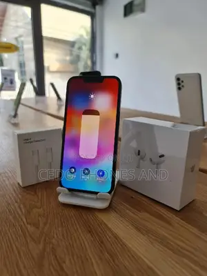 Apple iPhone 13 128 GB Green