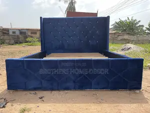 72x75 Queen Bedframe