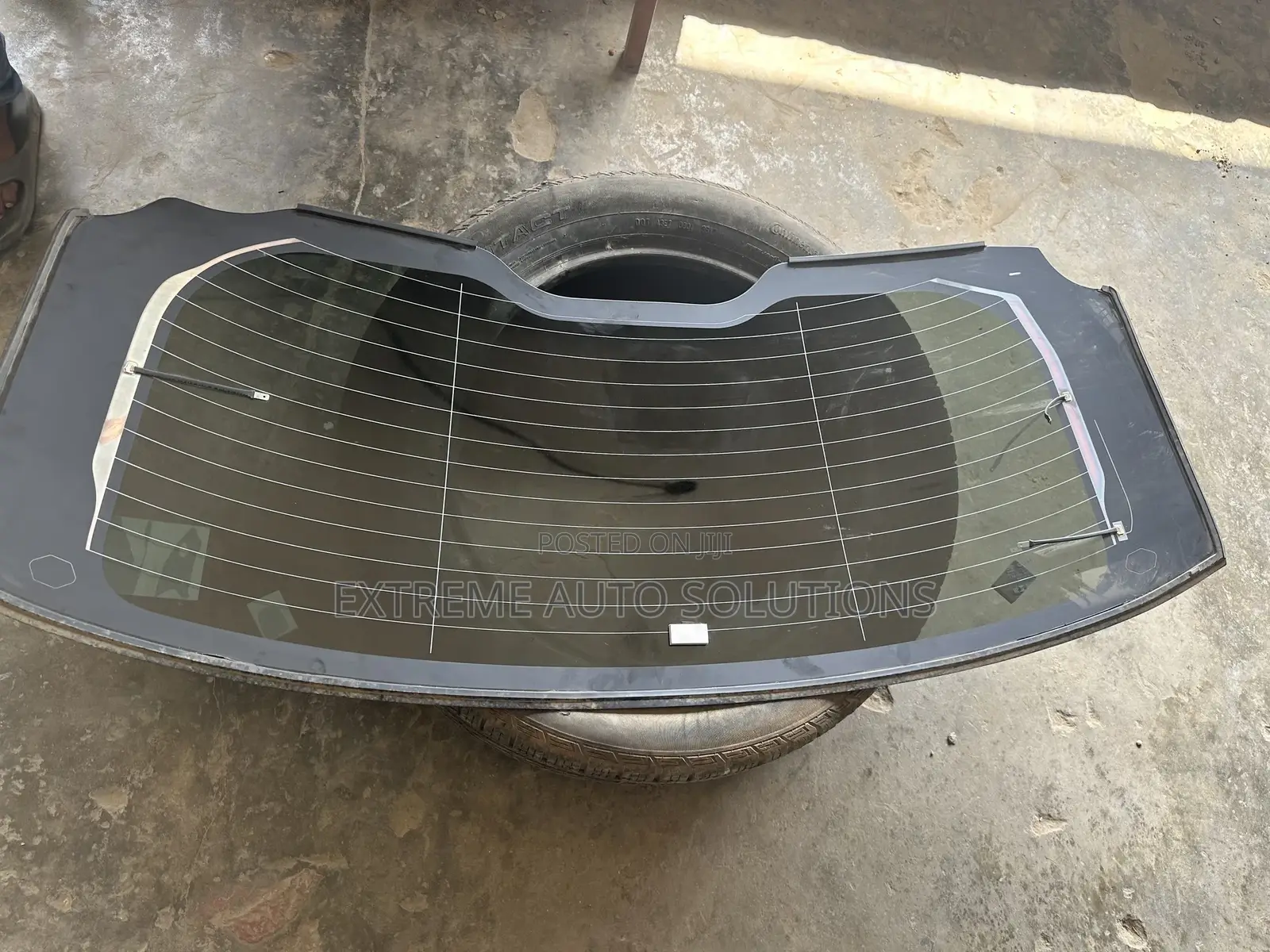 Benz W204 C Class Rear Windscreen
