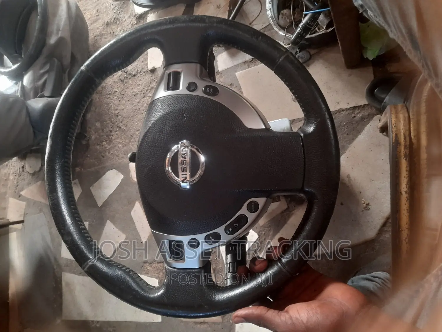 Nissan Rogue Steering Airbeg