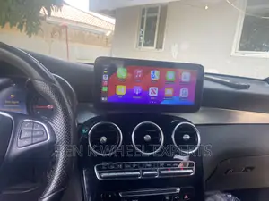 Mercedes GLA Carplay Android Screen