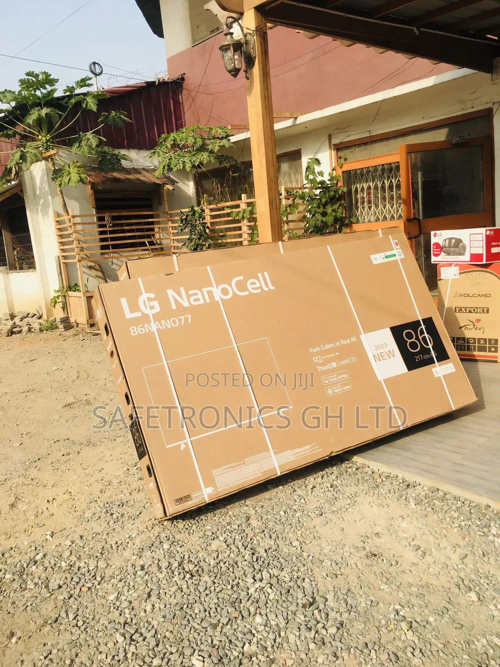 Nano77 86 Inches Glossy LED Smart Black Electric LG Tv