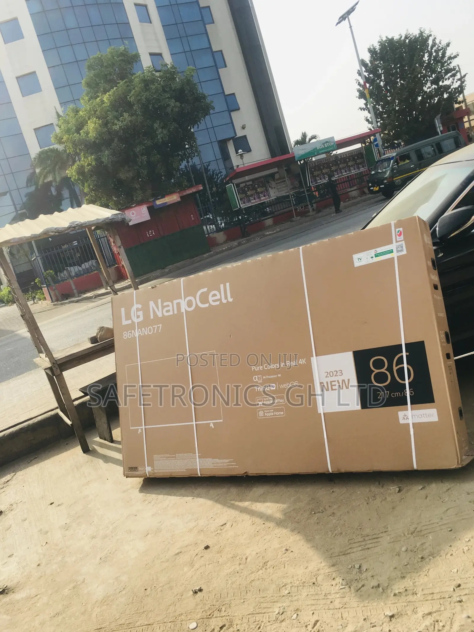 LG. Nano77 86 Inches Glossy LED Smart Black Electric Tv