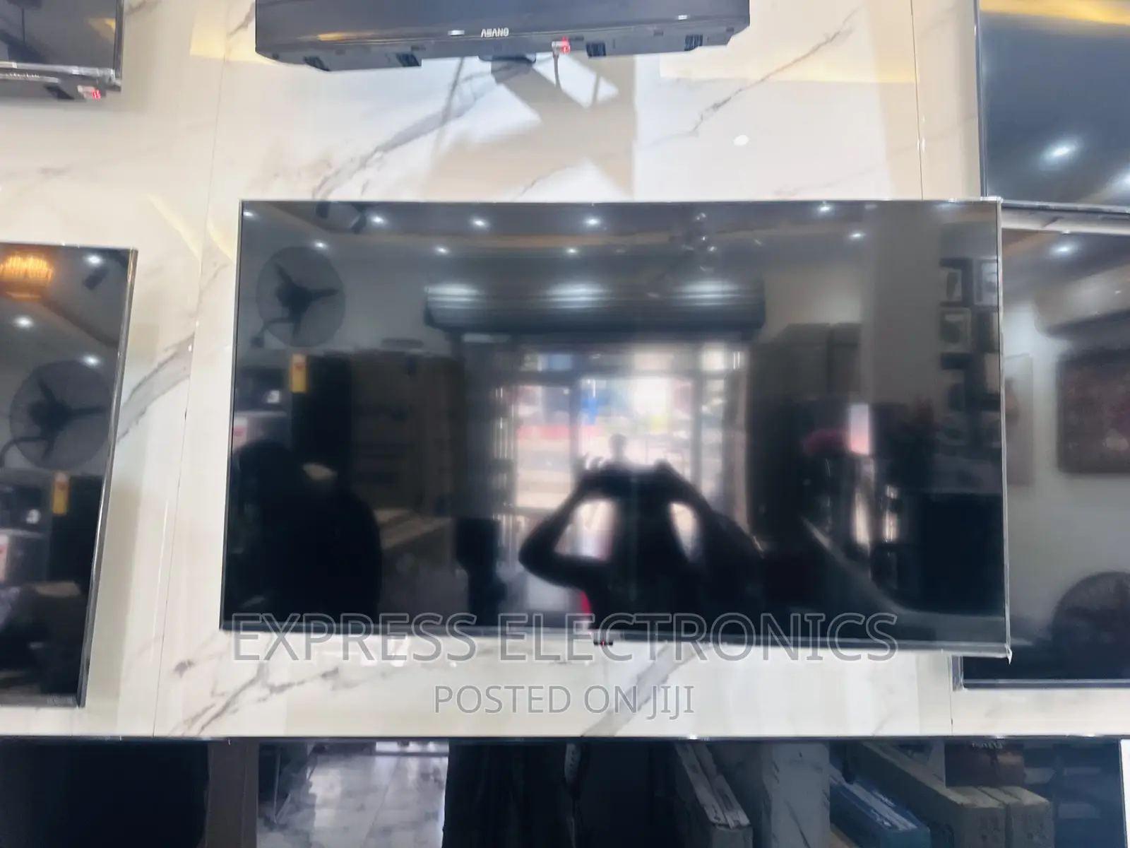 Best and Affordable 43LM63 FHD Smart Lag Glossy Tv